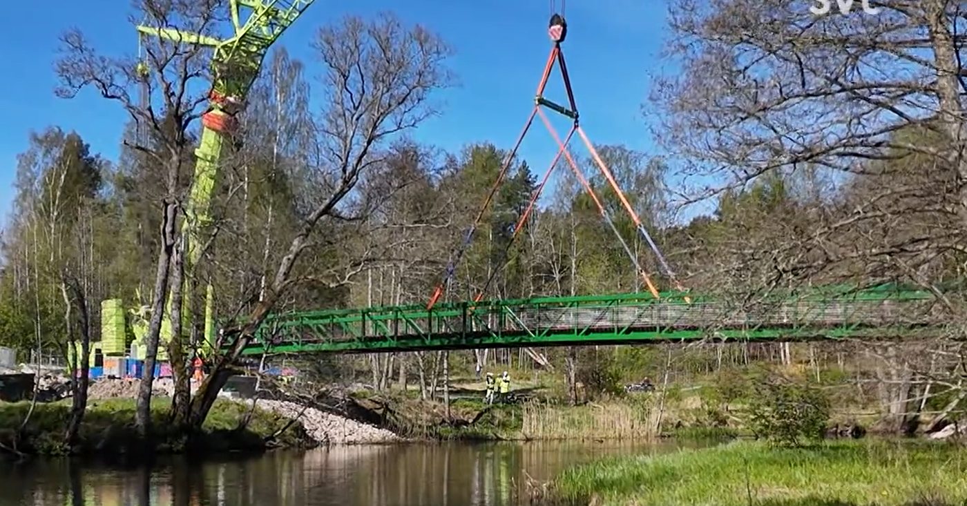 Bro i Karlslund, Örebro kommun